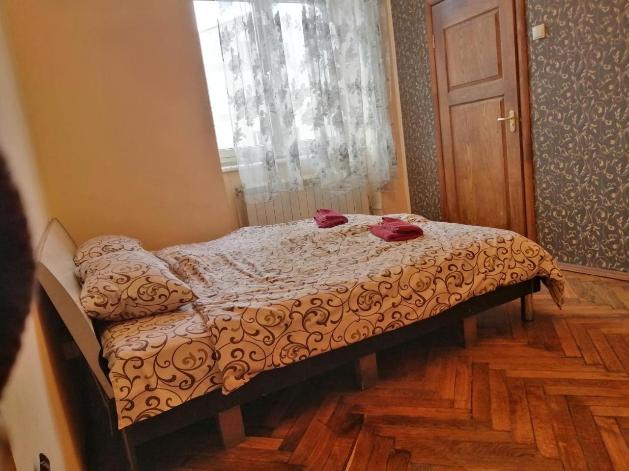Apple Hostel Λβιβ Εξωτερικό φωτογραφία